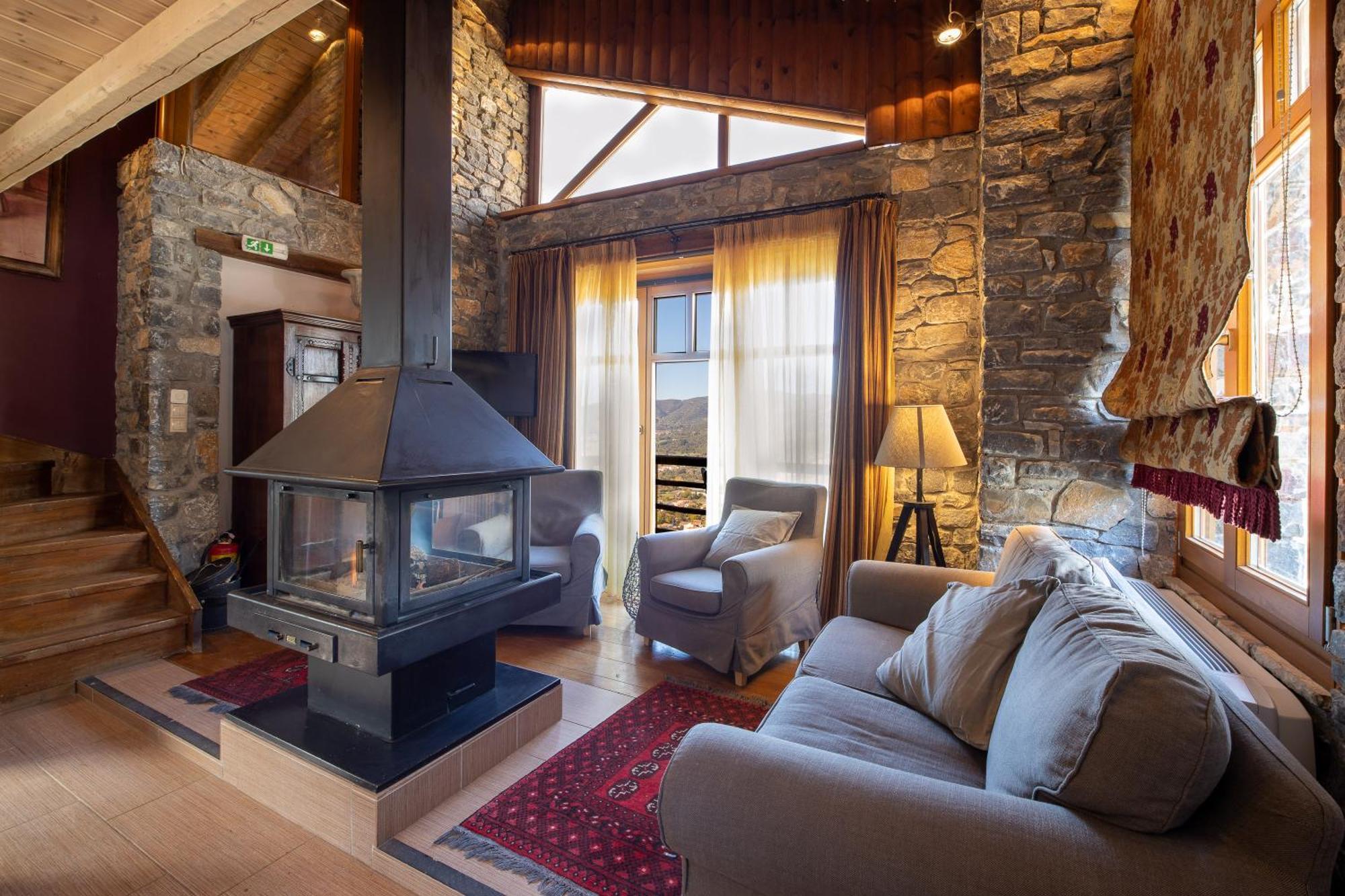 Chalet Azanias Kalavryta Buitenkant foto